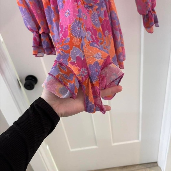 Peach Love floral colorful romper. Size Women's small Boho Girly Barbie flowy - Picture 4 of 5